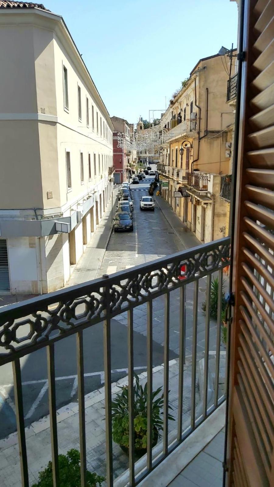 B&B I Viaggi Di Edo Crotone Exterior photo
